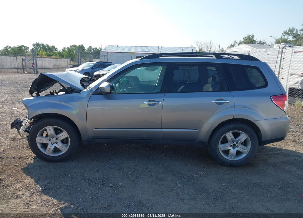 2009 SUBARU FORESTER VIN: JF2SH63619H758384