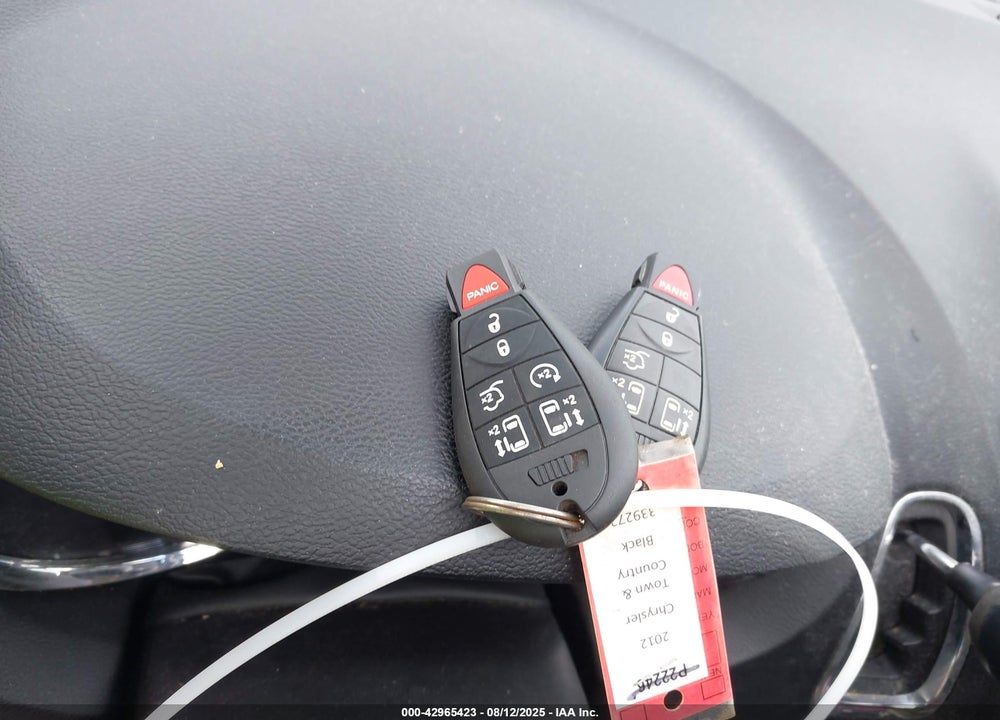 2012 CHRYSLER TOWN & COUNTRY TOURING VIN: 2C4RC1BG4CR339272