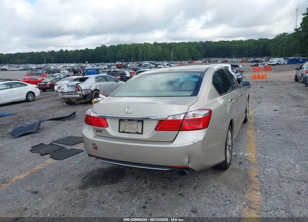 2014 HONDA ACCORD VIN: 1HGCR2F80EA237635
