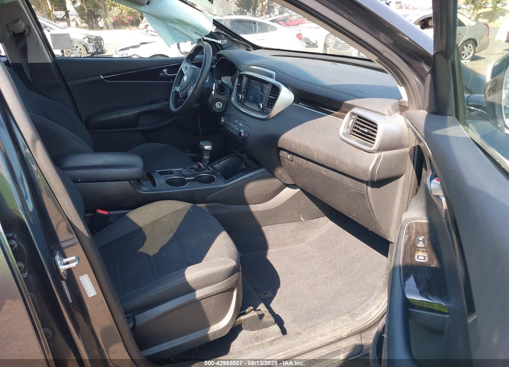 2020 KIA SORENTO VIN: 5XYPG4A36LG687865