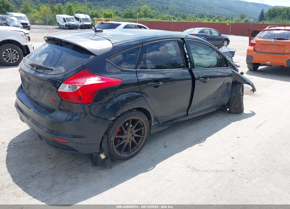 2014 FORD FOCUS ST VIN: 1FADP3L98EL127163