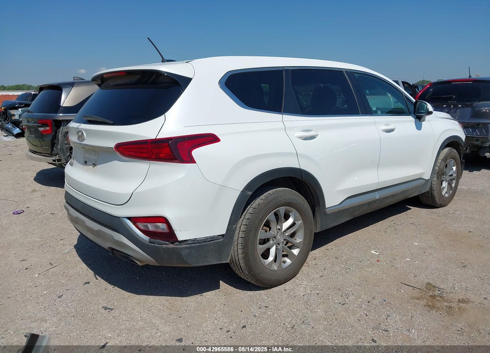 2019 HYUNDAI SANTA FE VIN: 5NMS23AD1KH002204
