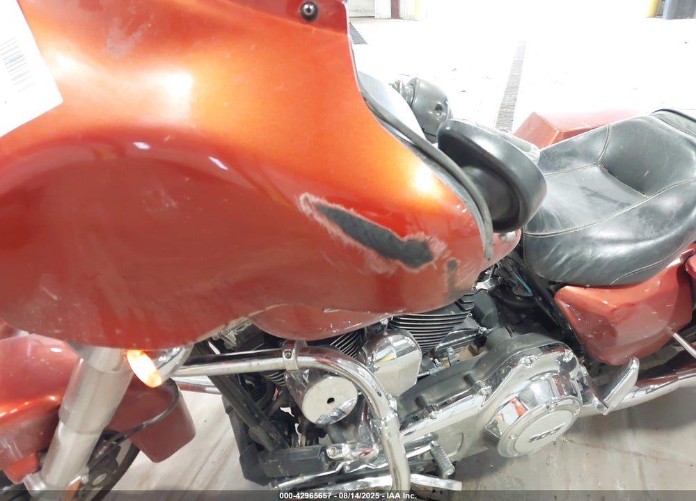 2011 HARLEY-DAVIDSON FLHX VIN: 1HD1KBM18BB662864