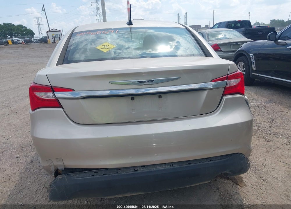 2014 CHRYSLER 200 VIN: 1C3CCBBB7EN107687