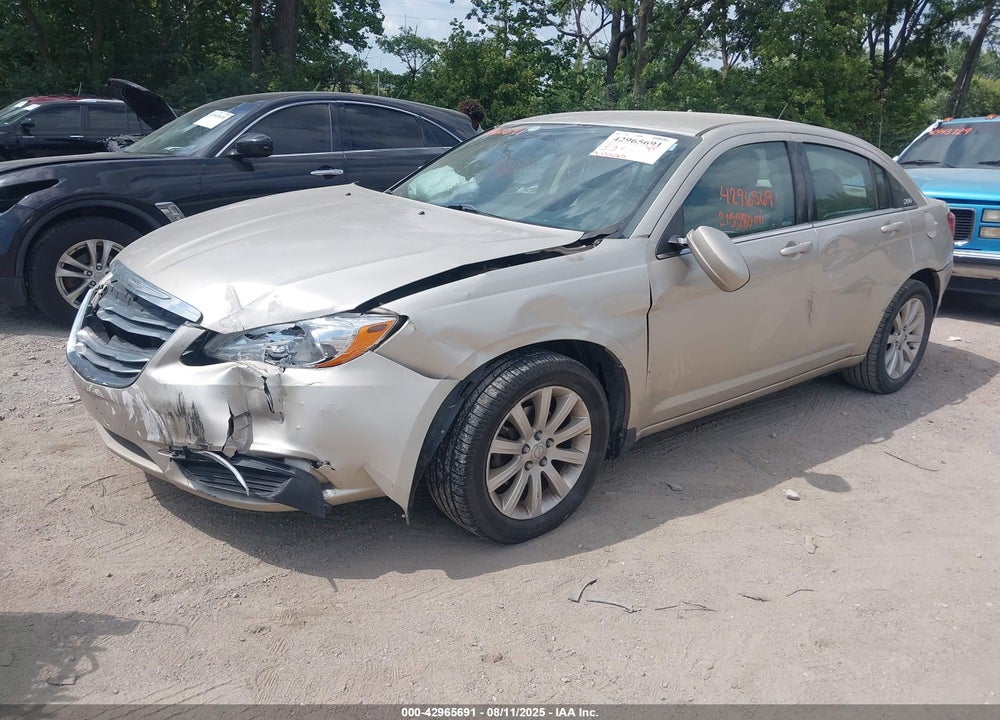 2014 CHRYSLER 200 VIN: 1C3CCBBB7EN107687