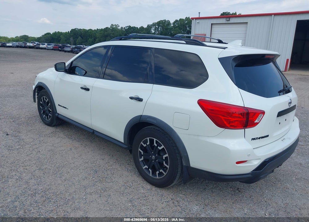 2020 NISSAN PATHFINDER SV 2WD VIN: 5N1DR2BNXLC604388