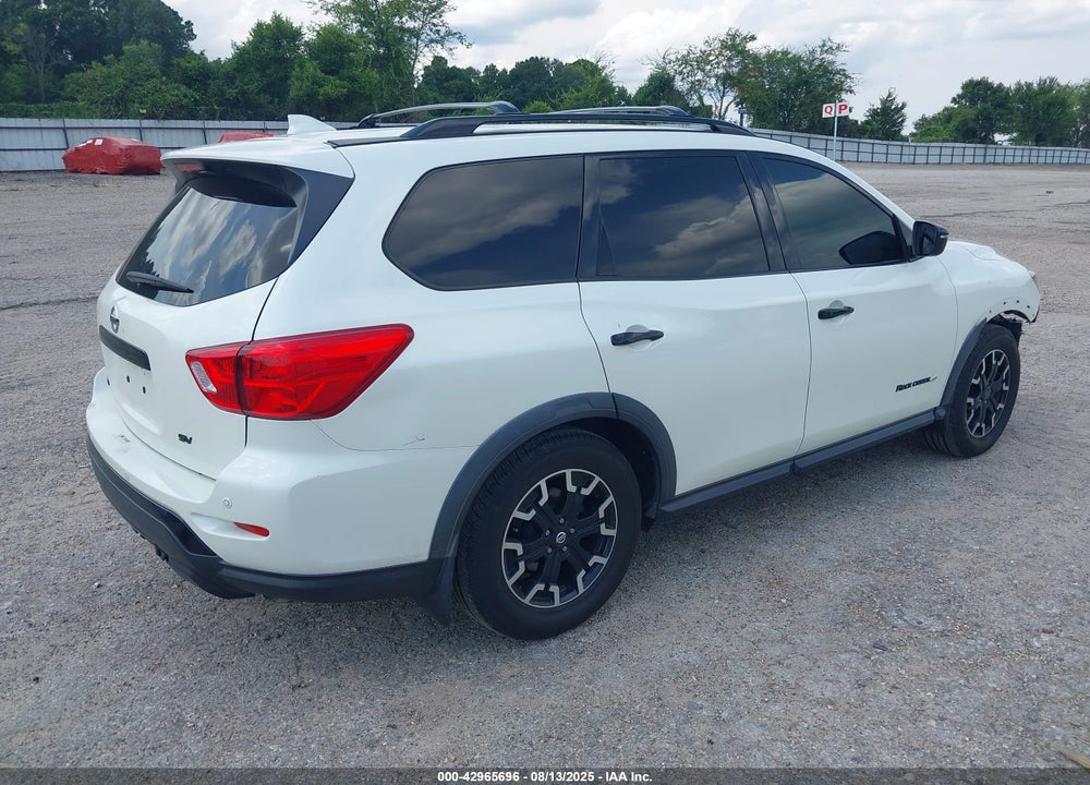 2020 NISSAN PATHFINDER SV 2WD VIN: 5N1DR2BNXLC604388