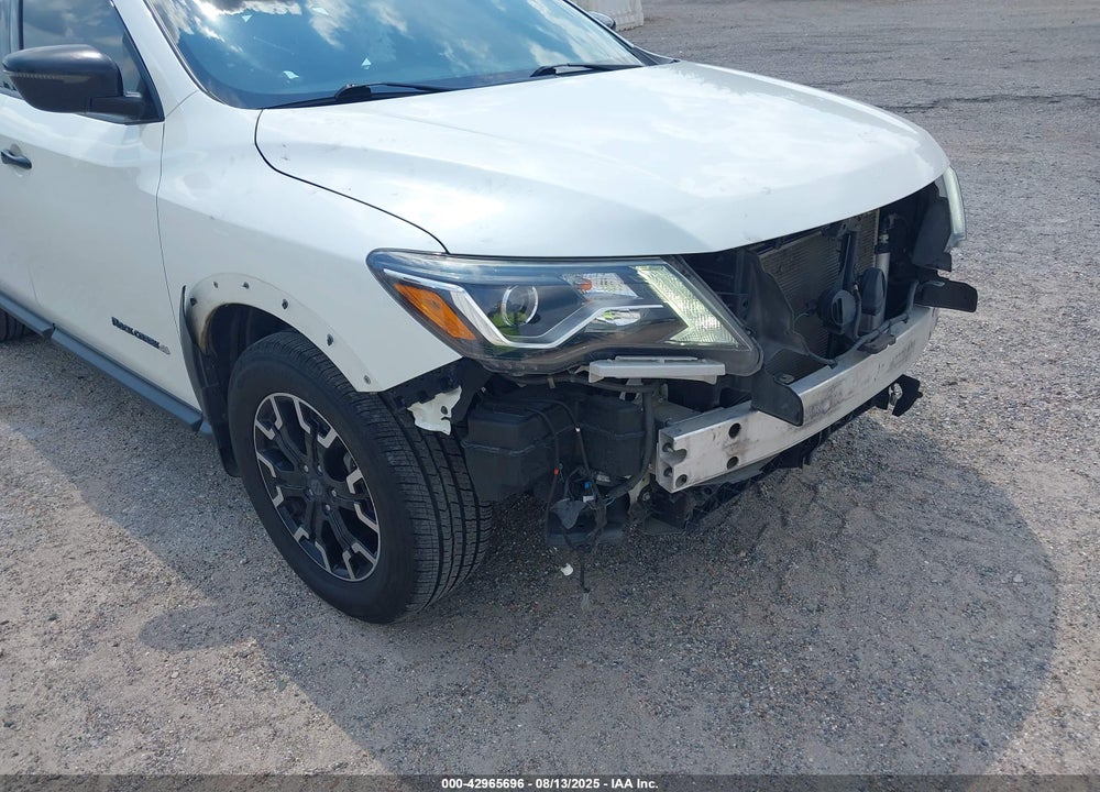 2020 NISSAN PATHFINDER SV 2WD VIN: 5N1DR2BNXLC604388