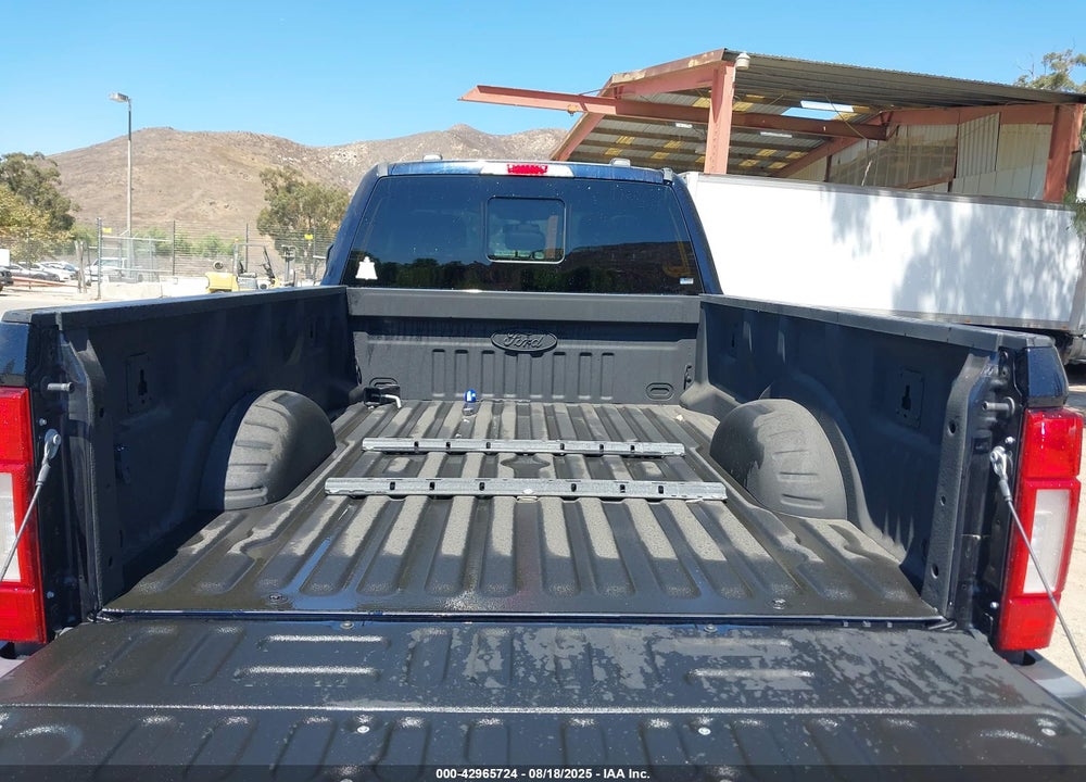 2021 FORD F-350 LARIAT VIN: 1FT8W3BT3MED91048