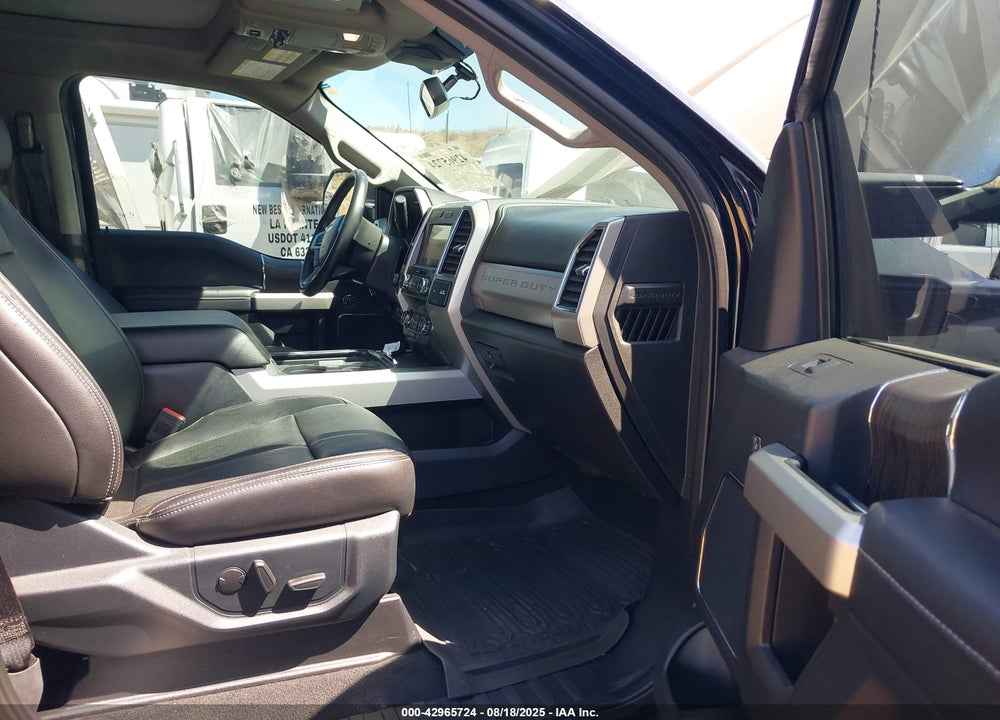 2021 FORD F-350 LARIAT VIN: 1FT8W3BT3MED91048