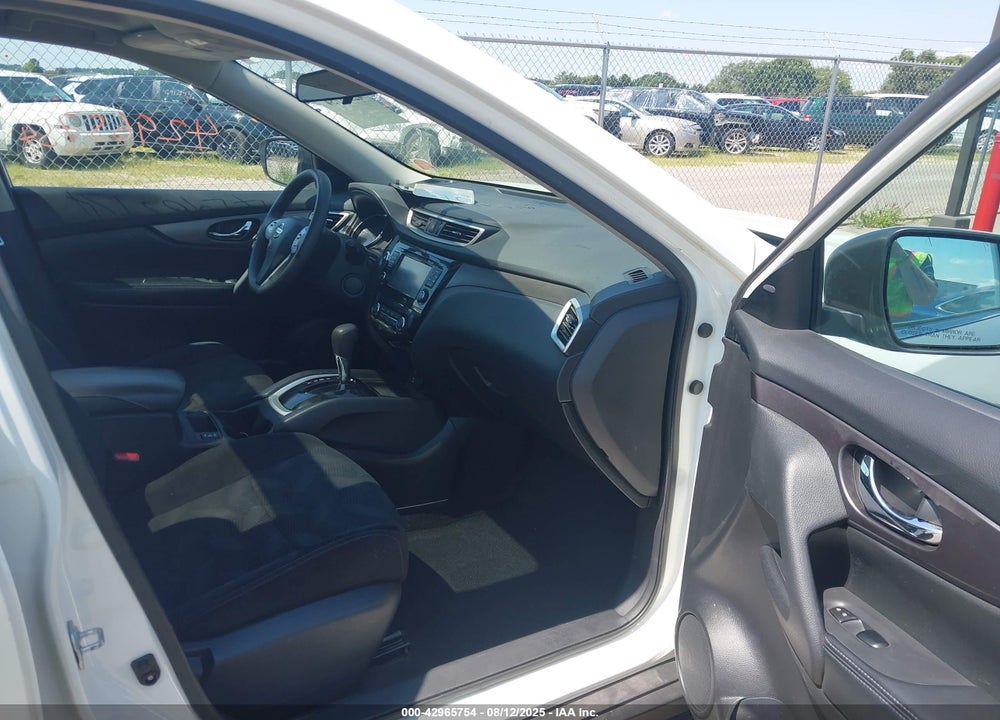 2016 NISSAN ROGUE VIN: 5N1AT2MV5GC799128