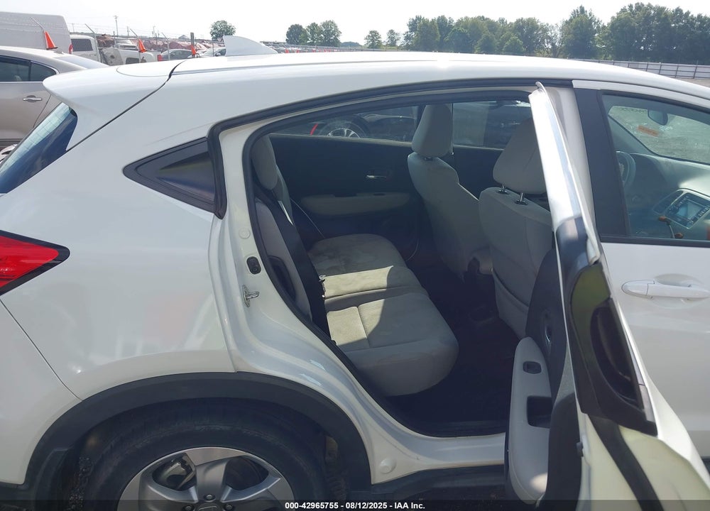 2021 HONDA HR-V VIN: 3CZRU5H31MM704325