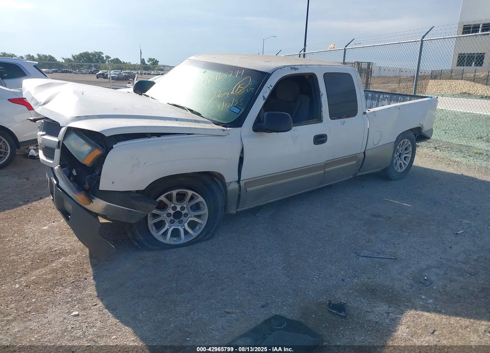 2003 CHEVROLET SILVERADO 1500 LS VIN: 2GCEC19T931113910
