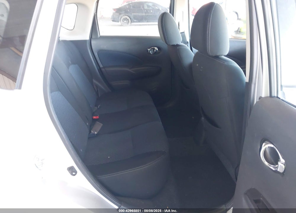 2015 NISSAN VERSA NOTE VIN: 3N1CE2CP1FL381861