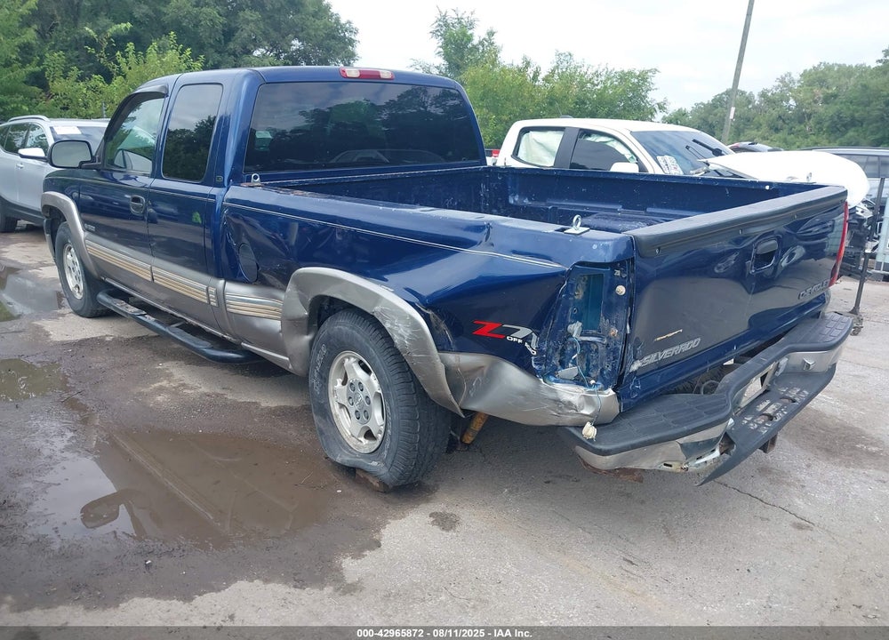 2001 CHEVROLET SILVERADO 1500 LS VIN: 2GCEK19T211116177