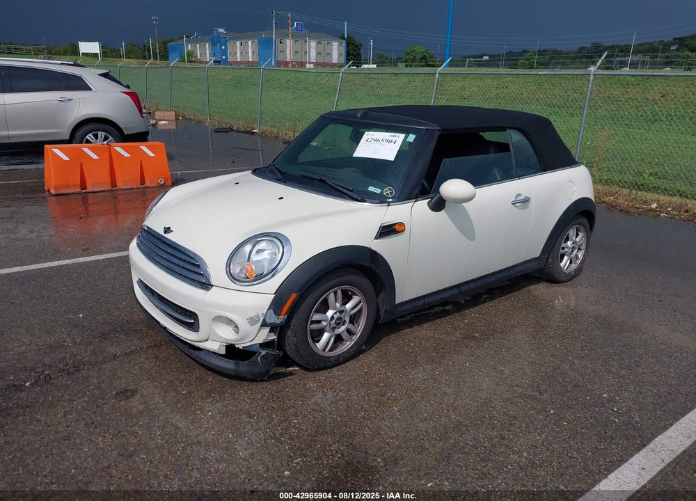 2011 MINI COOPER VIN: WMWZN3C5XBT133560