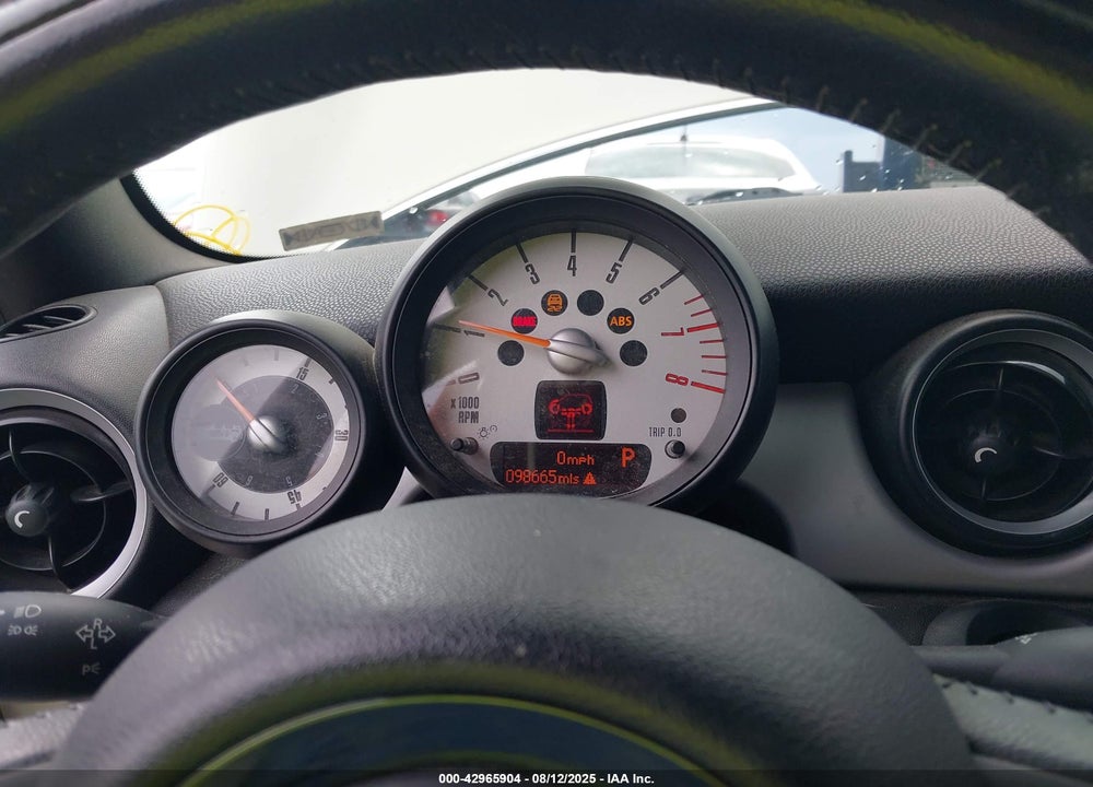2011 MINI COOPER VIN: WMWZN3C5XBT133560