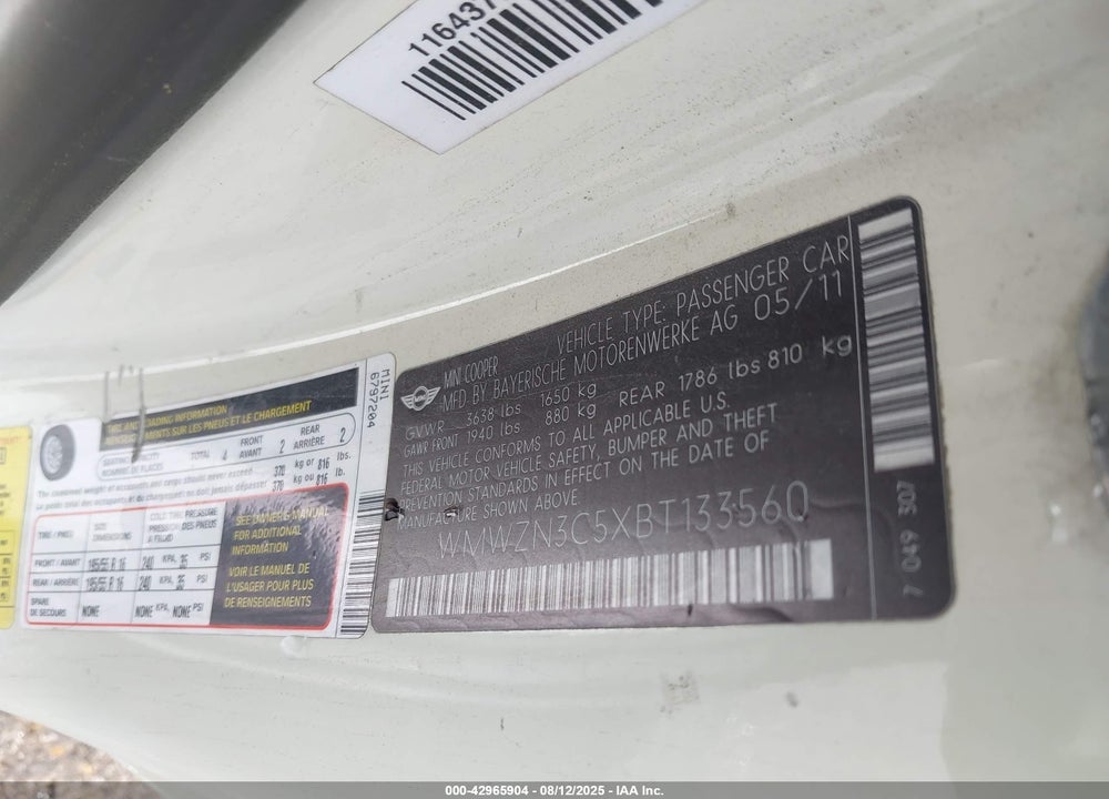2011 MINI COOPER VIN: WMWZN3C5XBT133560