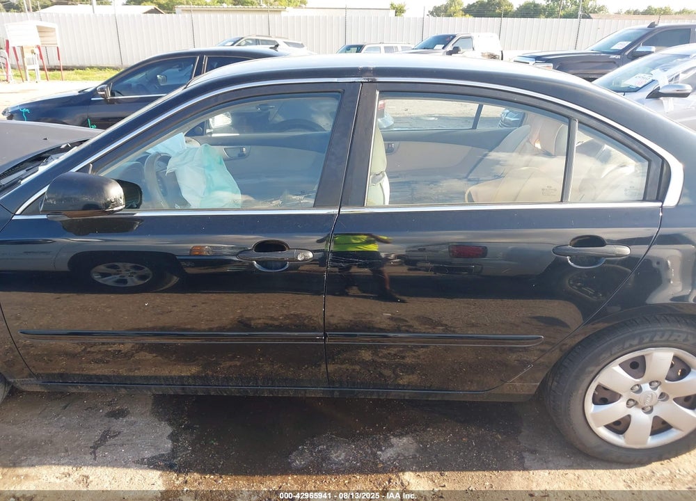 2007 KIA OPTIMA LX VIN: KNAGE123375148862