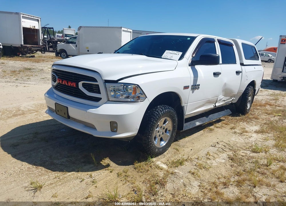 2014 RAM 1500 VIN: 1C6RR7KT4ES400143
