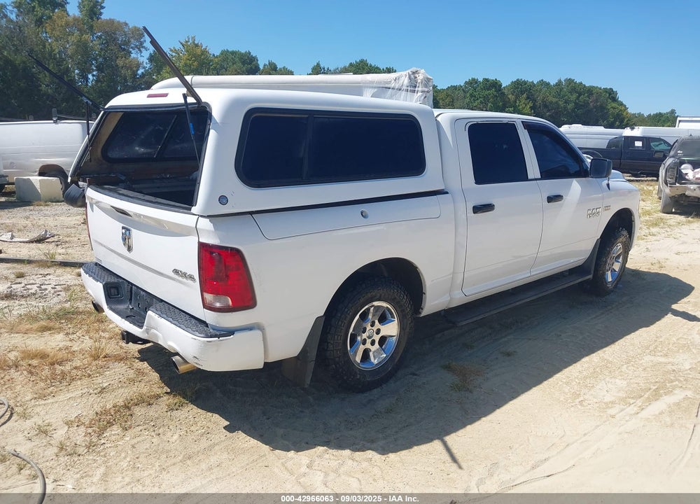 2014 RAM 1500 VIN: 1C6RR7KT4ES400143