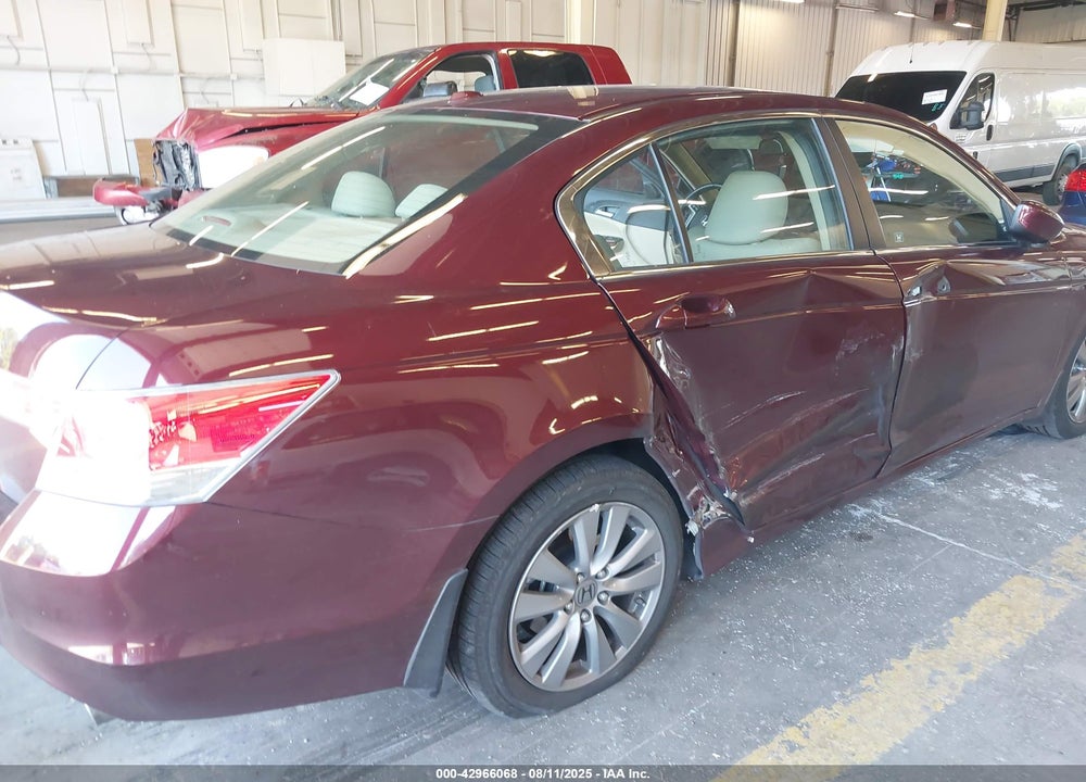2012 HONDA ACCORD VIN: 1HGCP2F83CA039215