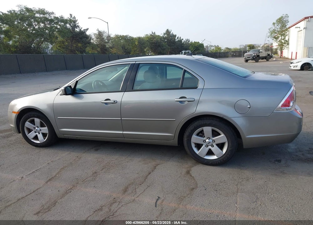 2008 FORD FUSION VIN: 3FAHP07168R132422