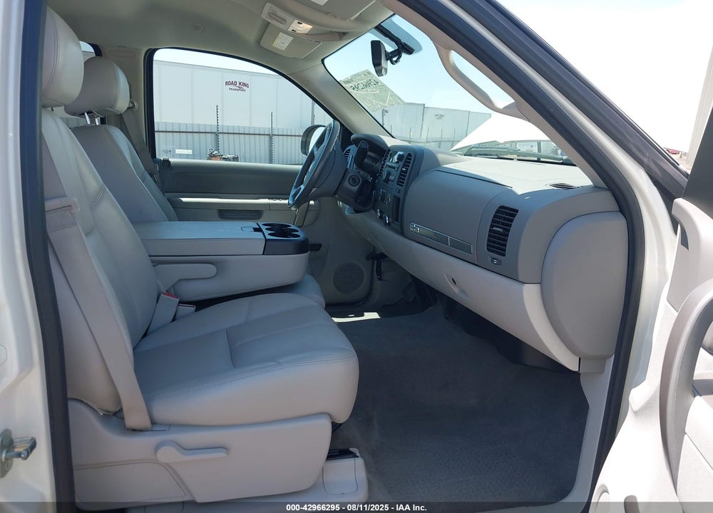 2013 CHEVROLET SILVERADO 1500 VIN: 3GCPKSE79DG196760