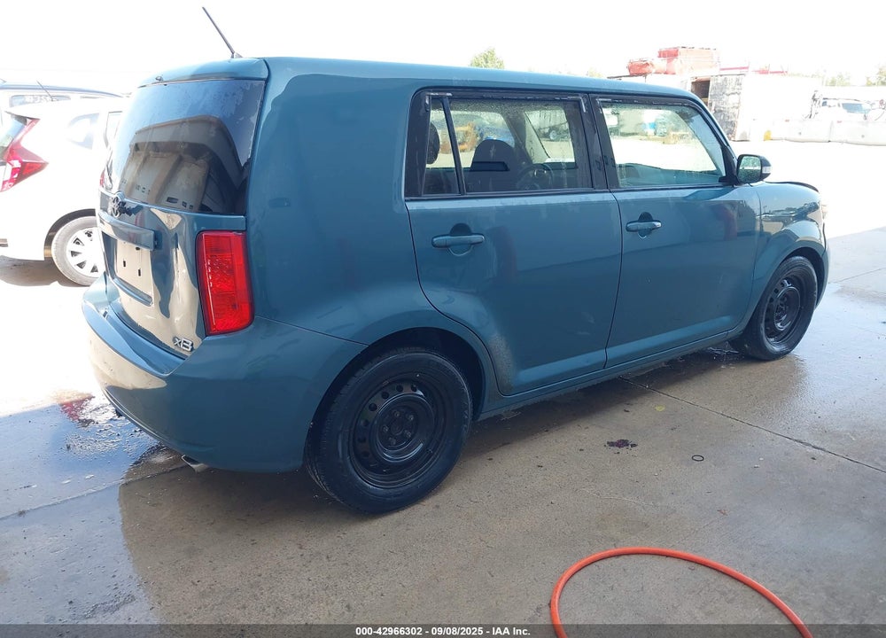 2008 SCION XB VIN: JTLKE50E681002641
