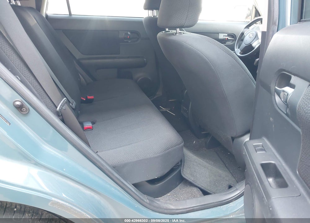 2008 SCION XB VIN: JTLKE50E681002641