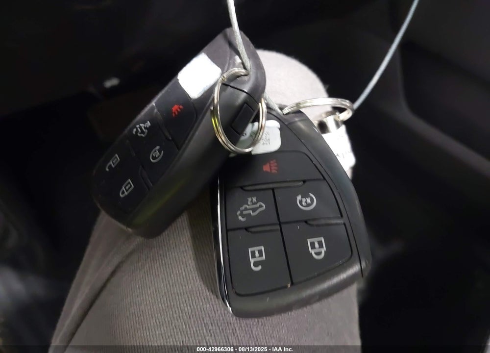 2024 GMC SIERRA 2500HD 4WD STANDARD BED AT4 VIN: 1GT49PEY5RF287568