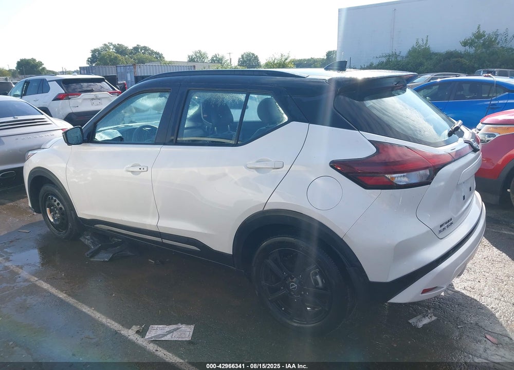 2023 NISSAN KICKS SR XTRONIC CVT VIN: 3N1CP5DV2PL481493