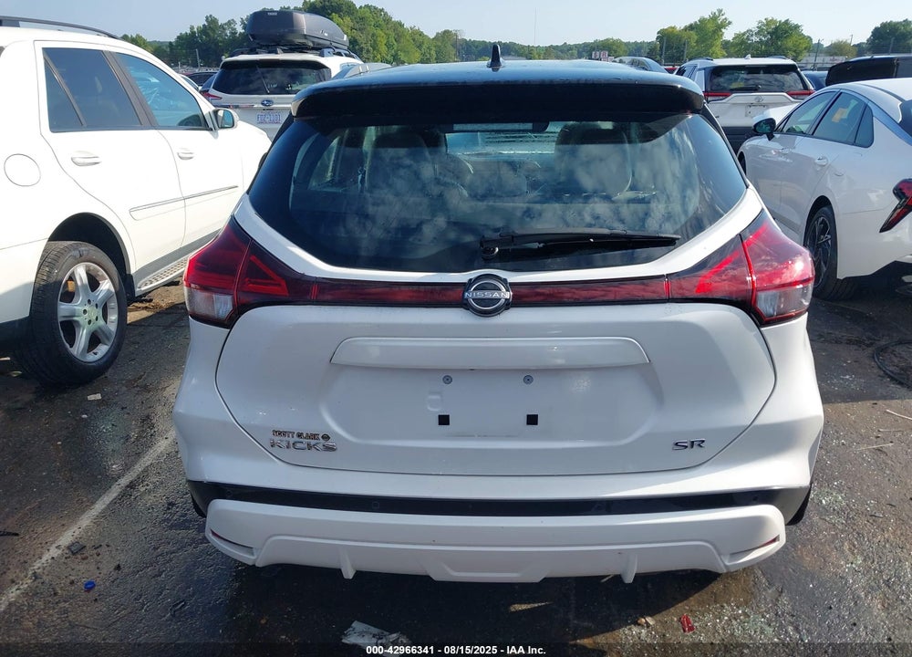 2023 NISSAN KICKS SR XTRONIC CVT VIN: 3N1CP5DV2PL481493