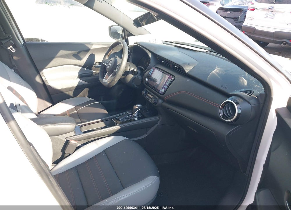 2023 NISSAN KICKS SR XTRONIC CVT VIN: 3N1CP5DV2PL481493