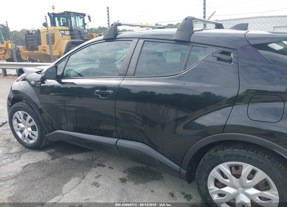 2021 TOYOTA C-HR VIN: NMTKHMBX1MR128333
