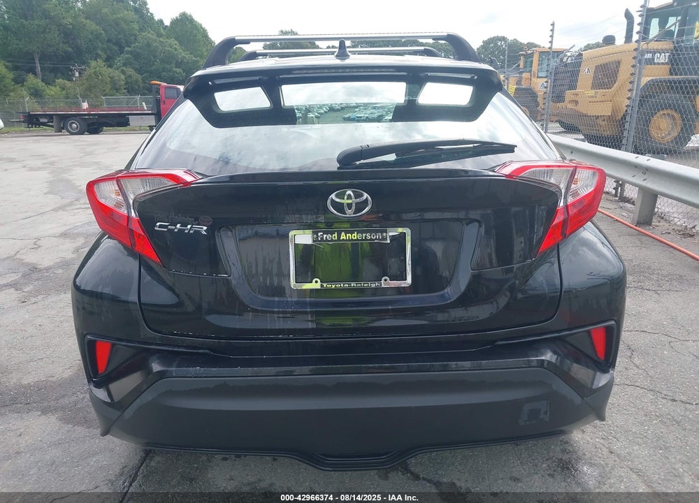 2021 TOYOTA C-HR VIN: NMTKHMBX1MR128333