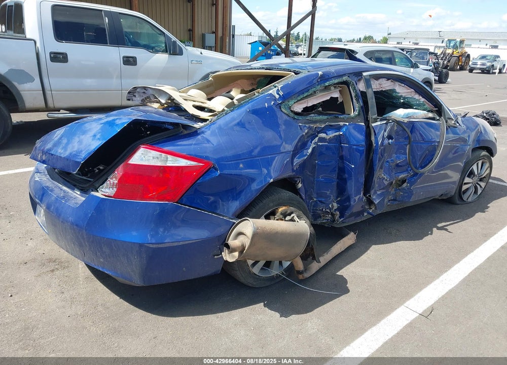 2009 HONDA ACCORD VIN: 1HGCS127X9A004797