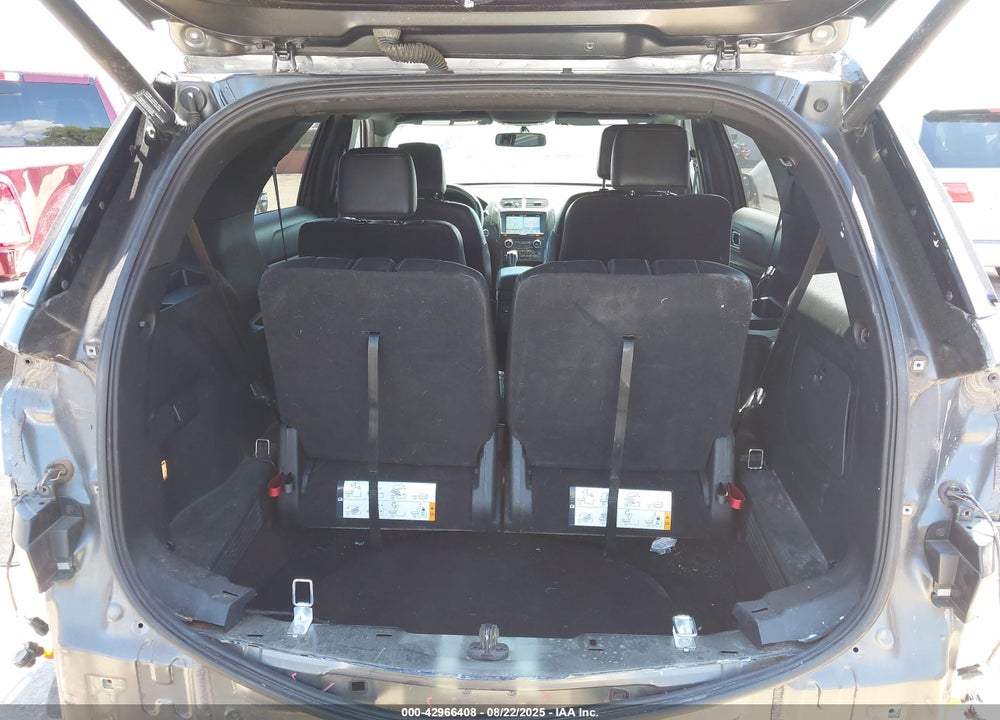 2018 FORD EXPLORER VIN: 1FM5K7D88JGC13744