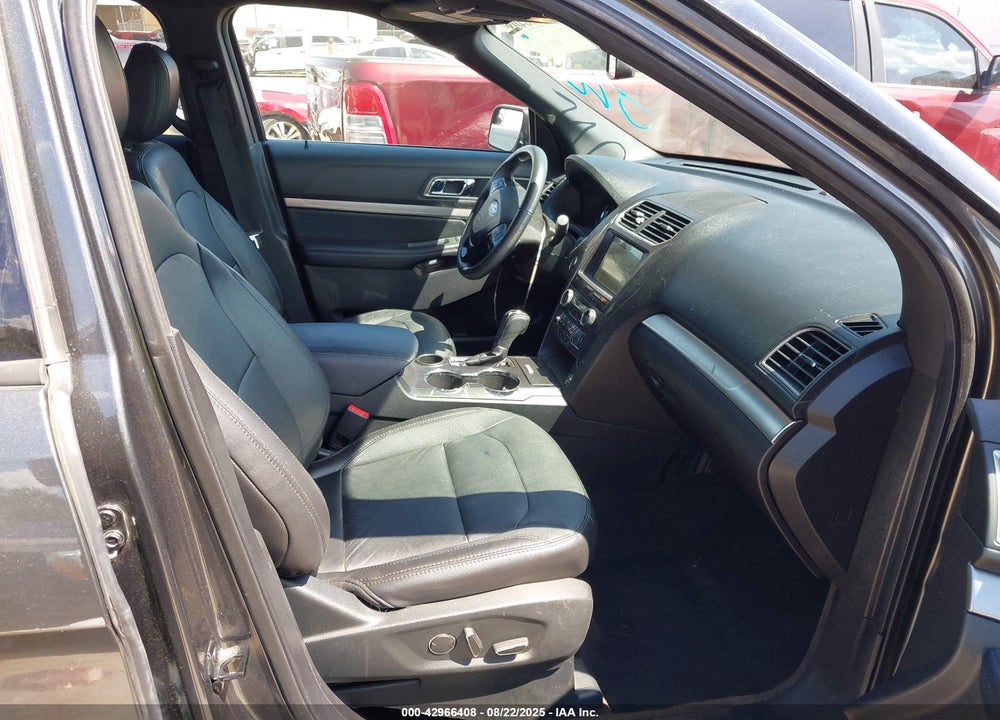 2018 FORD EXPLORER VIN: 1FM5K7D88JGC13744