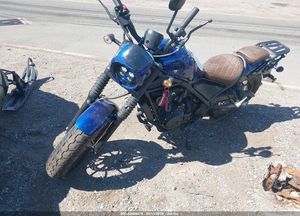 2025 HONDA CMX500 A2 VIN: MLHPC5614S5801083