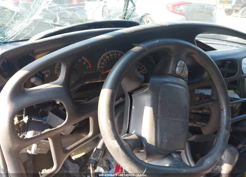 2000 PONTIAC GRAND PRIX GTP VIN: 1G2WR121XYF194934
