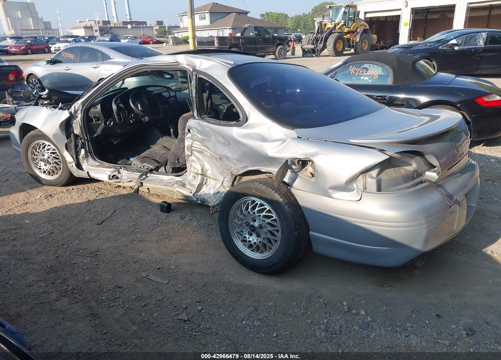 2000 PONTIAC GRAND PRIX GTP VIN: 1G2WR121XYF194934