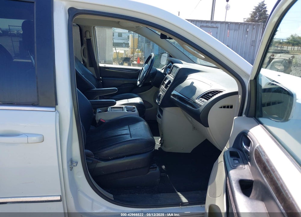 2016 CHRYSLER TOWN & COUNTRY TOURING VIN: 2C4RC1BG6GR187758