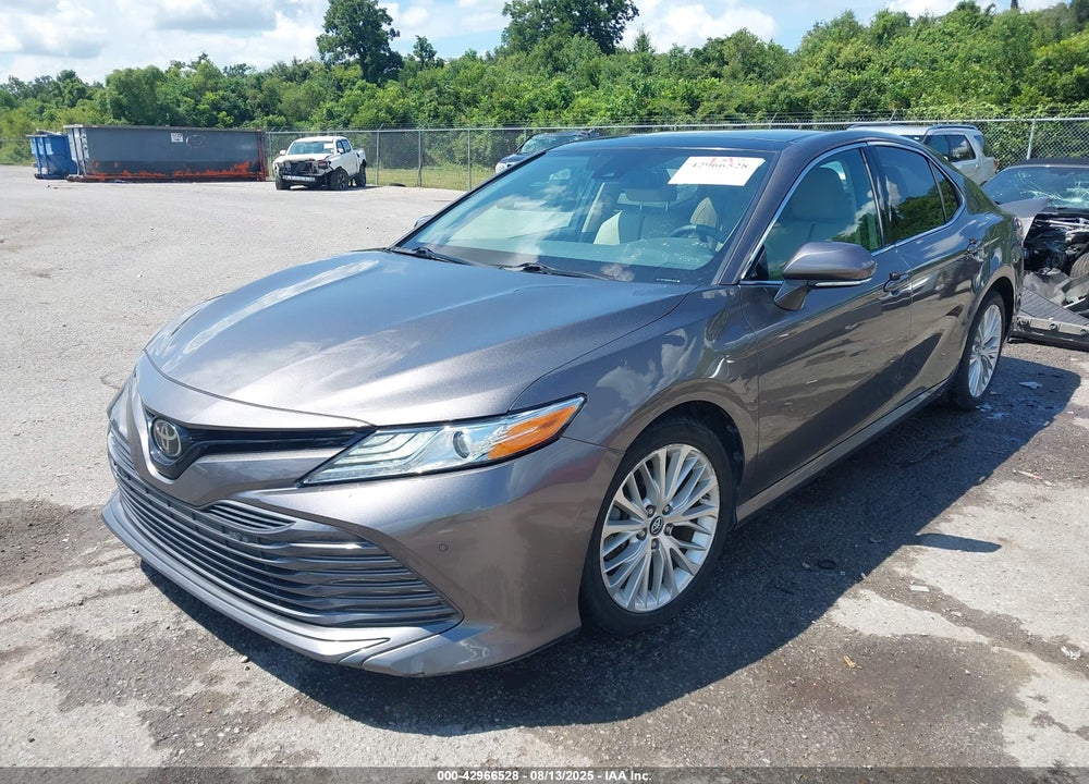 2018 TOYOTA CAMRY VIN: 4T1B11HK0JU031840