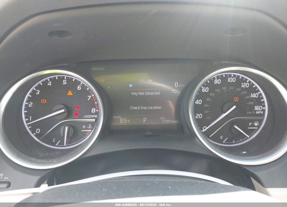 2018 TOYOTA CAMRY VIN: 4T1B11HK0JU031840
