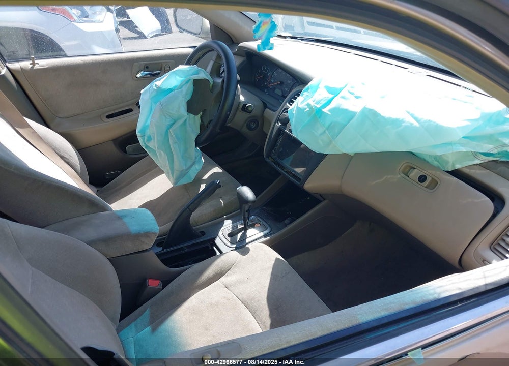 2001 HONDA ACCORD 2.3 LX VIN: 1HGCG56441A127203