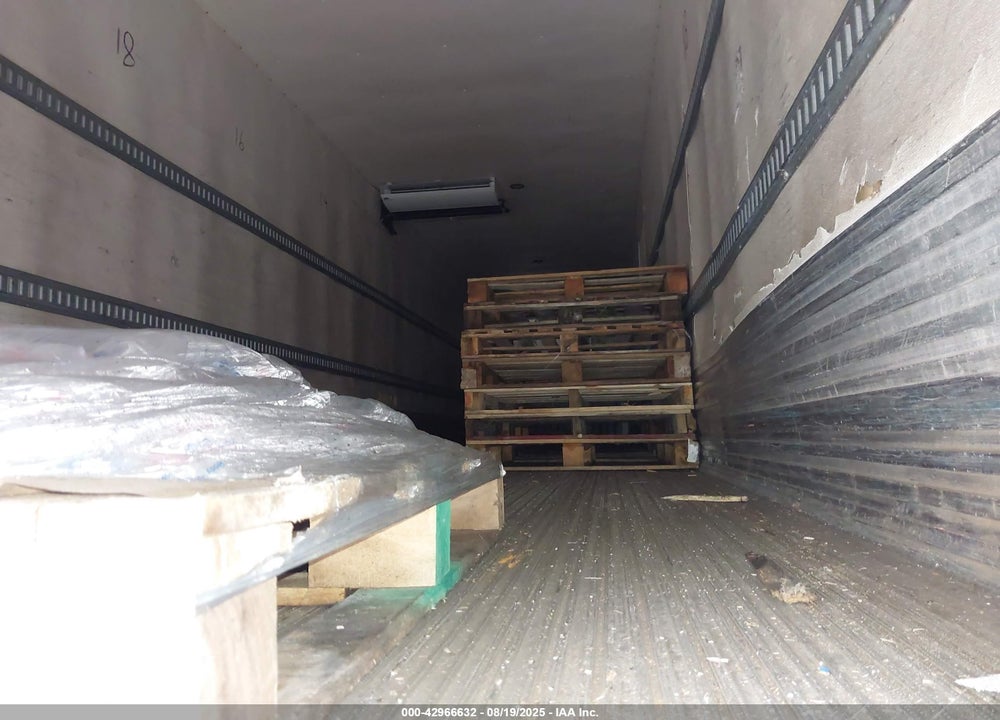 1999 GREAT DANE TRAILERS --- VIN: 1GRAA9627XB129033
