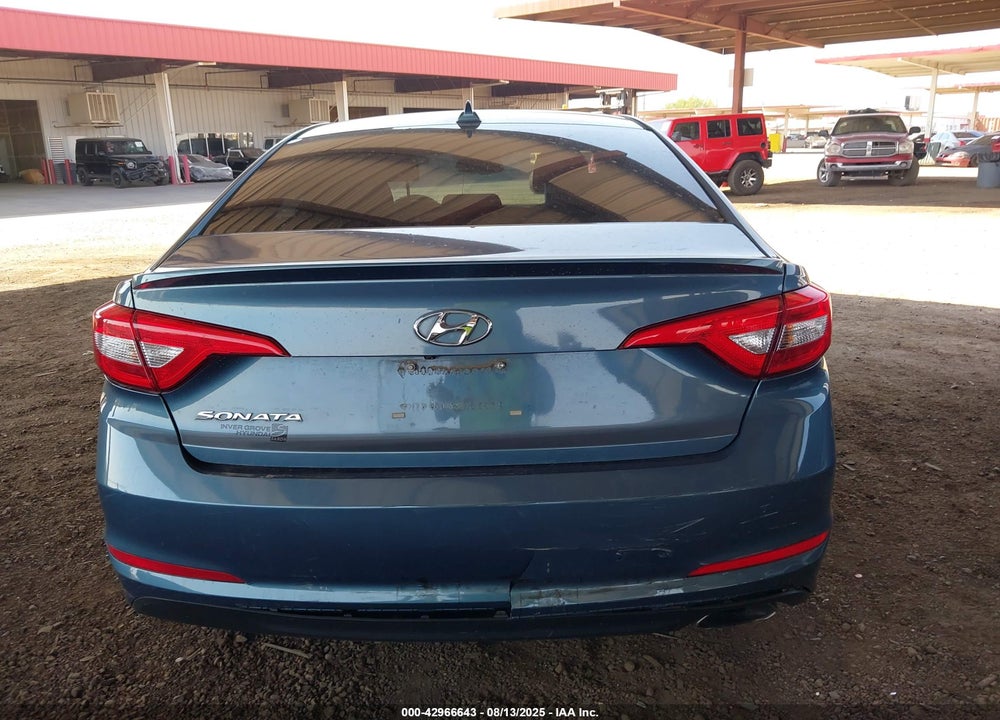 2015 HYUNDAI SONATA VIN: 5NPE24AF9FH185848