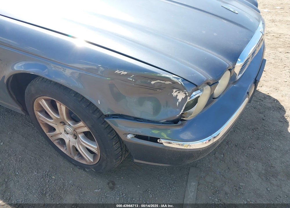 2005 JAGUAR XJ XJ8 L VIN: SAJWA79C35SG46081