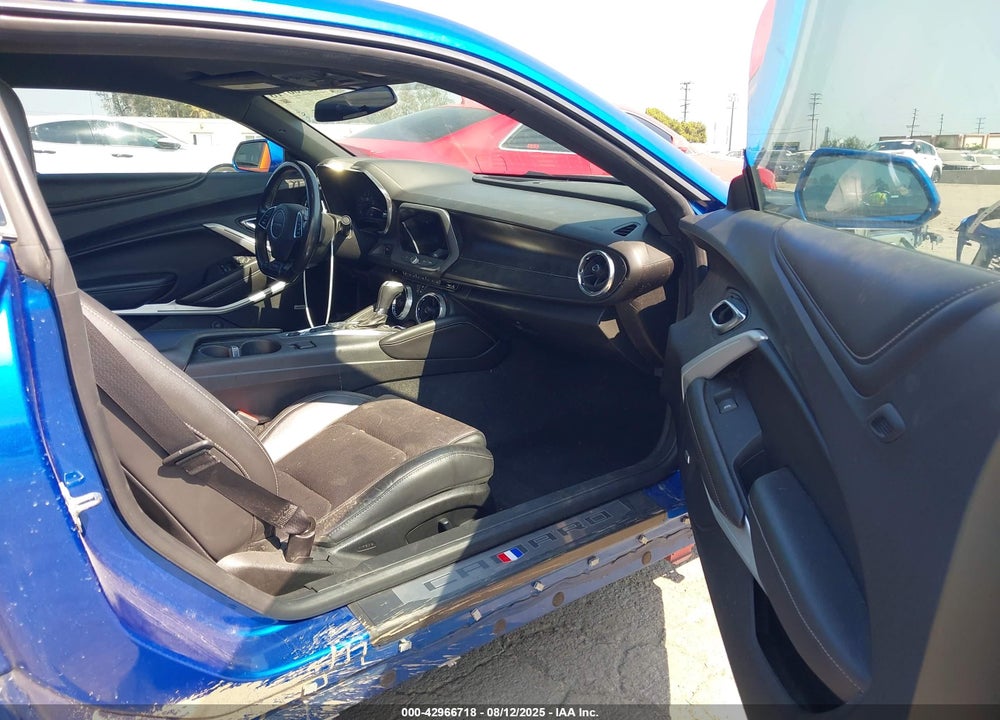 2018 CHEVROLET CAMARO VIN: 1G1FH1R76J0187215